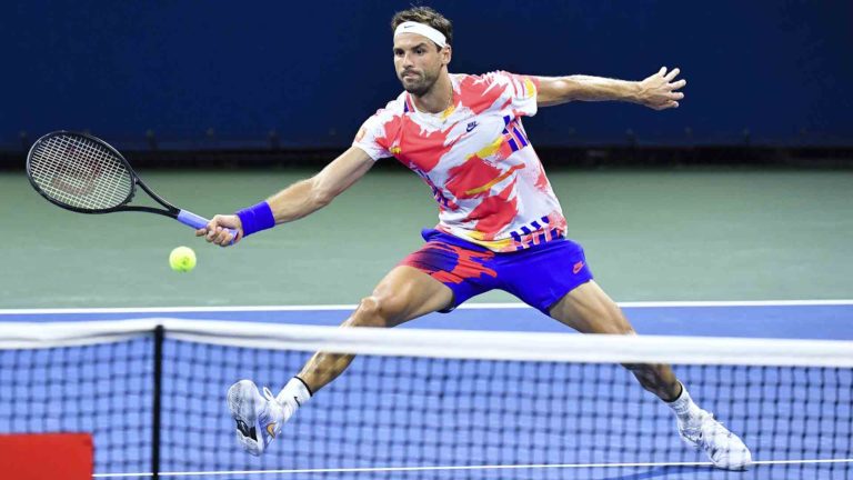 Agassi’s Influence: Dimitrov Headlines Reimagined Nike Collection Agassi’s Influence: Dimitrov Headlines Reimagined Nike Collection