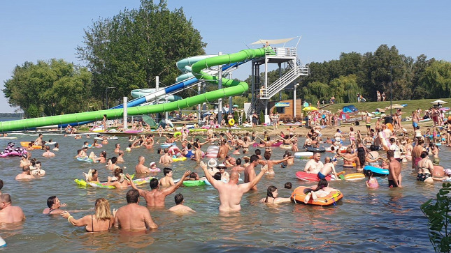 Megújult a szabadstrand Abádszalókon