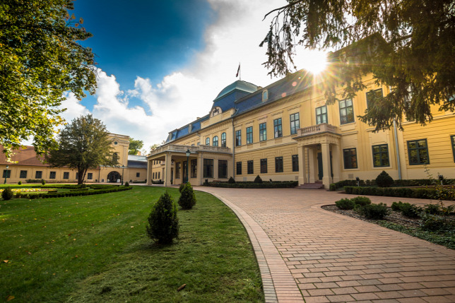 Rengeteg programot kínál Gyula a hosszú hétvégére