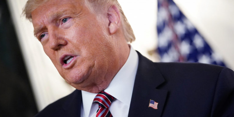 Donald Trump: Csaknem 200 millió gyorsteszt kiszállítását kezdik meg a napokban Donald Trump: Csaknem 200 millió gyorsteszt kiszállítását kezdik meg a napokban