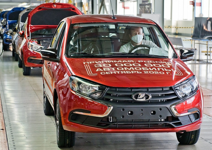 Elkészült a harmincmilliomodik Lada Elkészült a harmincmilliomodik Lada