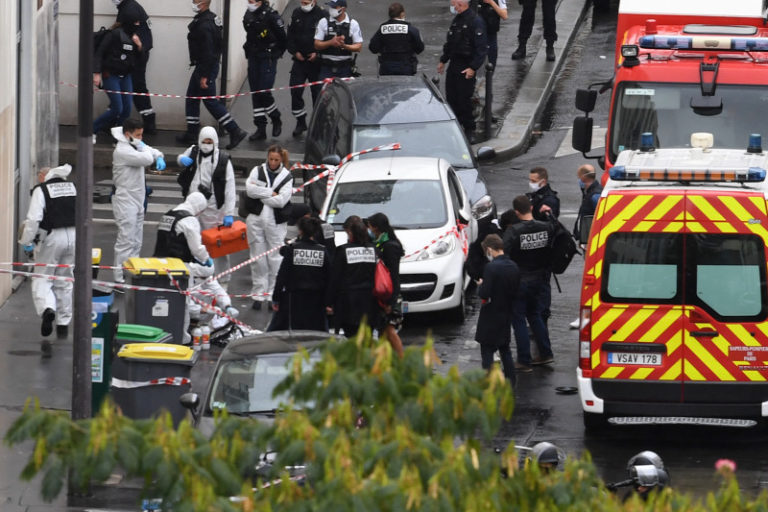Fel akarta gyújtani a Charlie Hebdo szerkesztőségét a húsbárddal támadó terrorista Fel akarta gyújtani a Charlie Hebdo szerkesztőségét a húsbárddal támadó terrorista