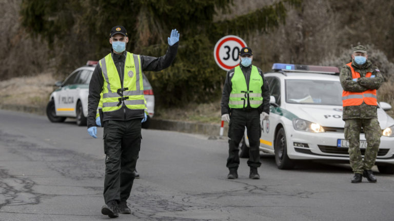 Itt a szlovák bejelentés a vészhelyzetről Itt a szlovák bejelentés a vészhelyzetről