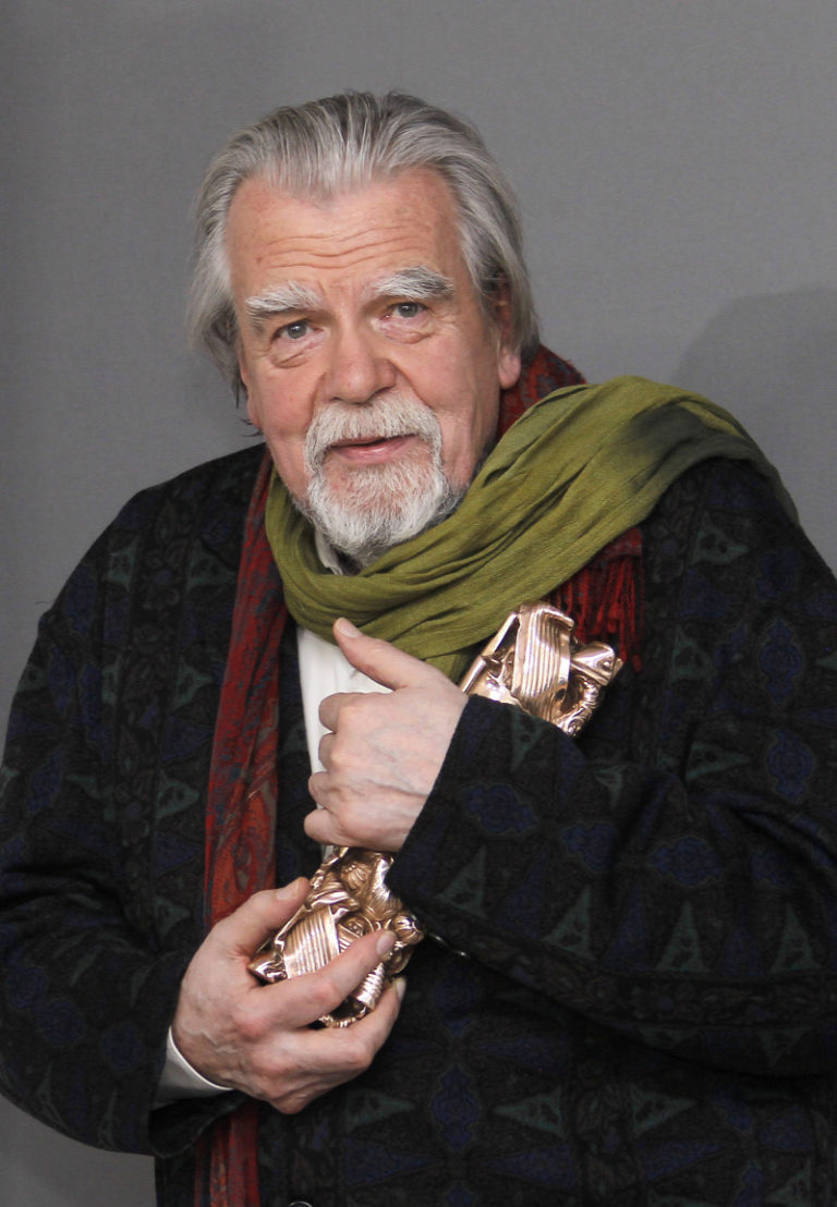 Meghalt Michael Lonsdale Meghalt Michael Lonsdale
