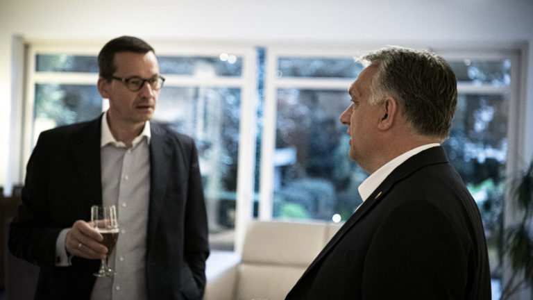 Orbán Viktor reagált a lengyeleket elmarasztaló határozatra Orbán Viktor reagált a lengyeleket elmarasztaló határozatra