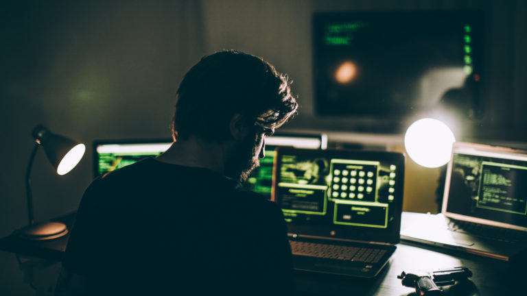 Példátlan hackertámadás érte Magyarországot tegnap