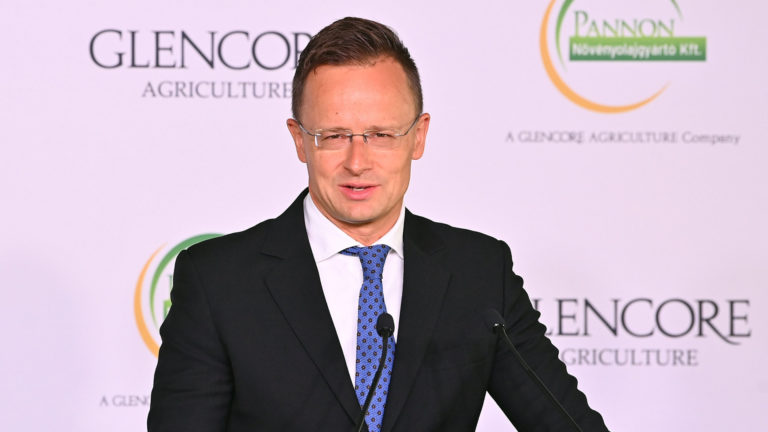 Szijjártó Péter: itt a koronavírus második hulláma, elkerülhetetlenek a korlátozások Szijjártó Péter: itt a koronavírus második hulláma, elkerülhetetlenek a korlátozások