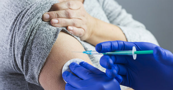 Előjegyzésbe vetethetik magukat, akik kérnek majd oltást Előjegyzésbe vetethetik magukat, akik kérnek majd oltást