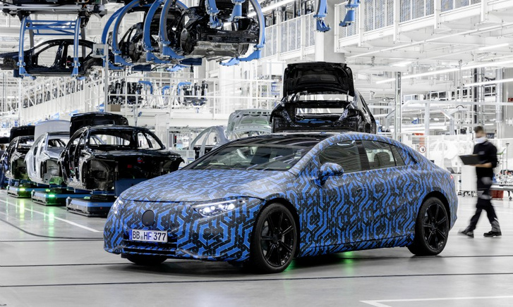 Magyarországon is készülnek elektromos Mercedesek 2021-től Magyarországon is készülnek elektromos Mercedesek 2021-től