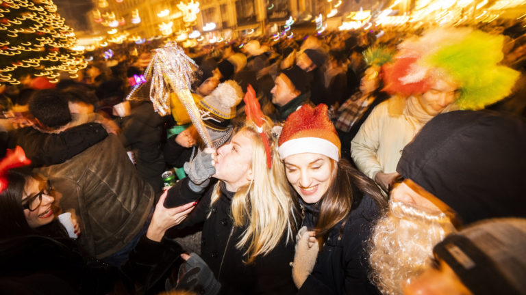Tilos a közterületi alkoholfogyasztás mától egészen január 3-ig! Tilos a közterületi alkoholfogyasztás mától egészen január 3-ig!